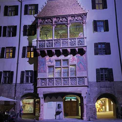 Goldenes Dachl in Innsbruck bei Nacht